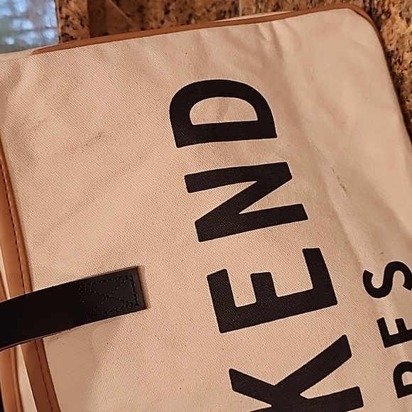 Santa Barbara Design Studio Weekend Vibes Tote - Picture 2 of 11